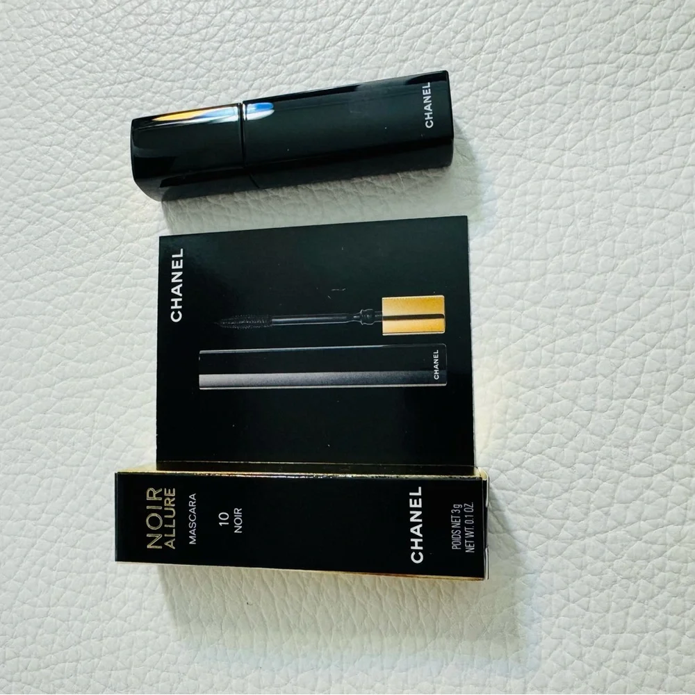 Chanel Noir Allure Mascara - Black